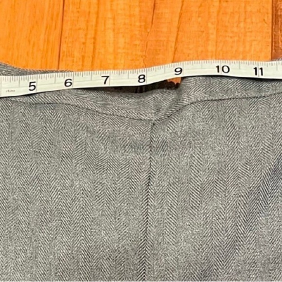 Women’s Capris Dress Slacks By Alfred Dunner. Size 12P - Picture 7 of 11